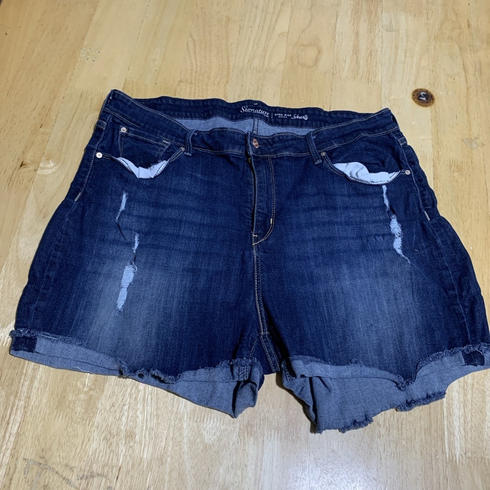 Signature Levi Strauss Womens High-Rise‎ Jean Shorts Cut-Off Size 20-W35  Denim